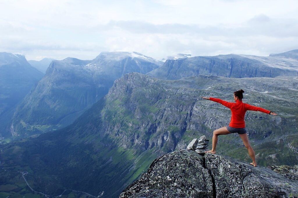 ultimate guide hiking Norway