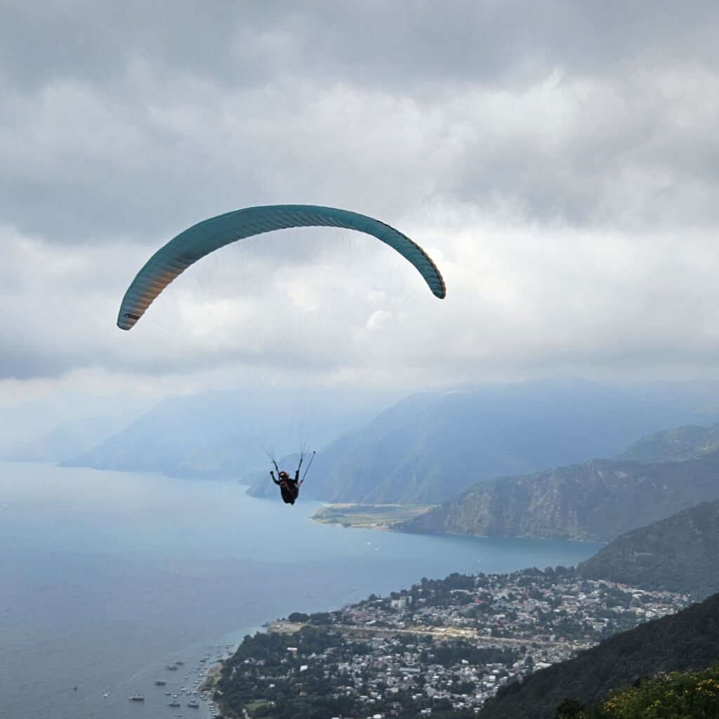 Paragliding Panajachel